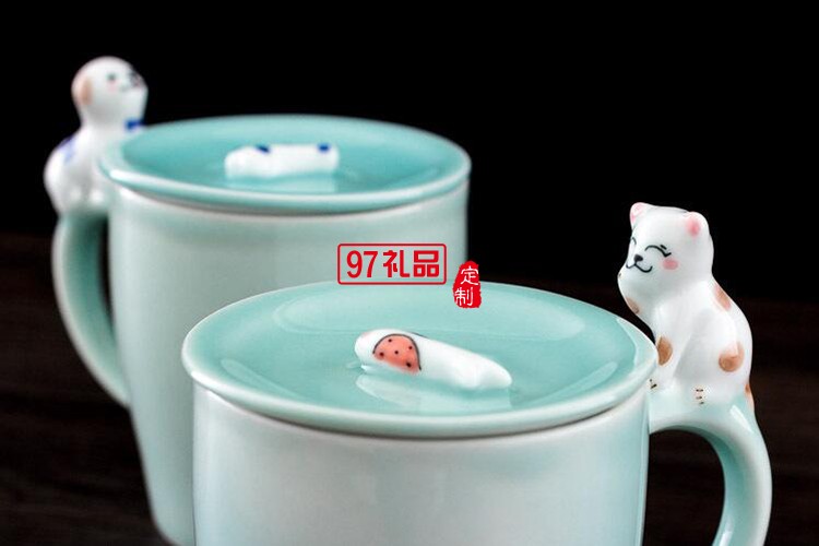  地王大酒店定制案例  把手带盖萌物杯 创意 陶瓷杯