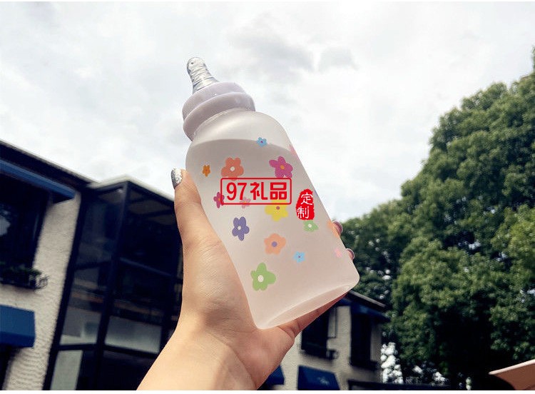 可爱奶嘴奶瓶水杯ins塑料网红带吸管杯子