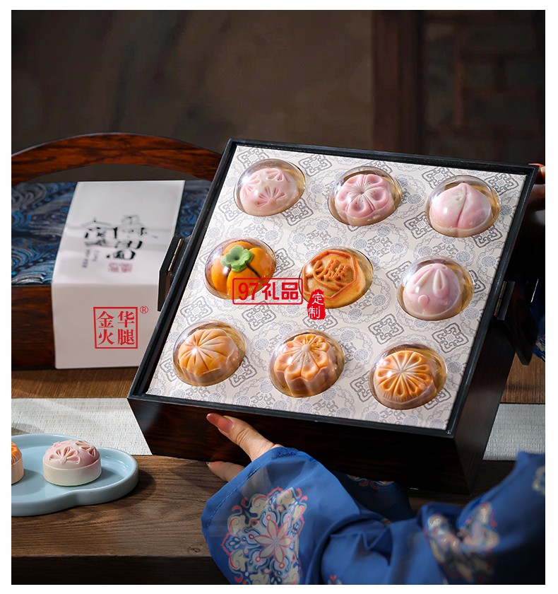 单层刺绣提篮礼盒