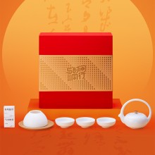 把中秋的温柔调进香里，拆开就是满屋团圆气一礼盒藏尽中秋月
